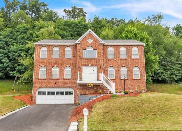 Property at 302 Cosette Dr, Cranberry Twp, PA 16066, 4 beds, 2.5 baths