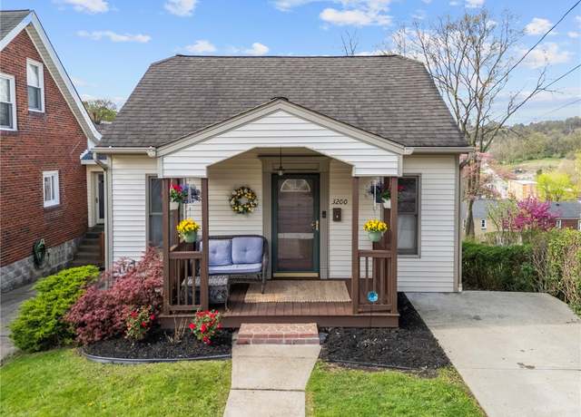 Property at 3200 Kestner Ave, Brentwood, PA 15227, 2 beds, 1 bath