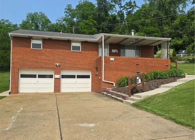 Property at 100 Pinewood Dr, South Fayette, PA 15017, 3 beds, 2 baths
