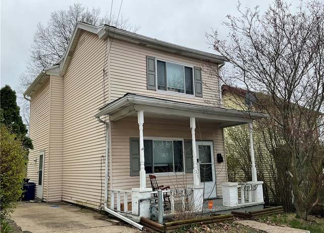 Property at 375 Copperfield Ave, Carrick, PA 15210, 2 beds, 1 bath