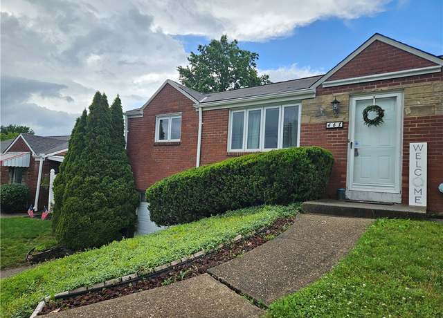 Property at 468 Lois Dr, Baldwin Boro, PA 15236, 3 beds, 1.5 baths