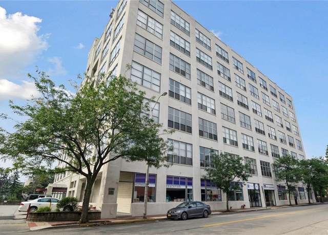Property at 5850 Centre Ave #406, Shadyside, PA 15206, 3 beds, 2 baths