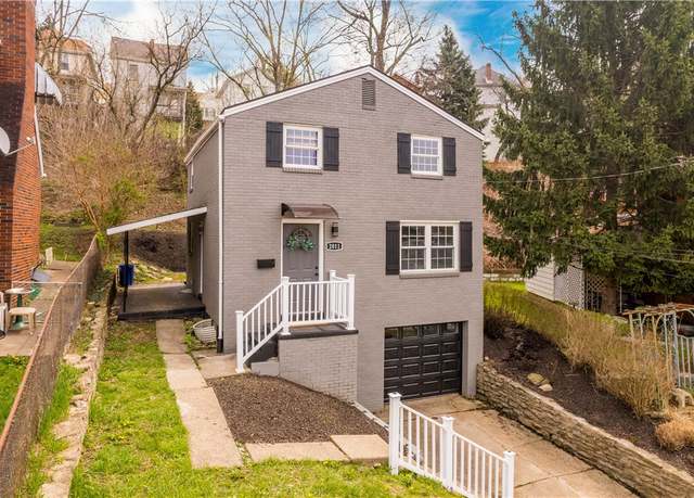 Property at 2011 Woodward Ave, Brookline, PA 15226, 3 beds, 1 bath