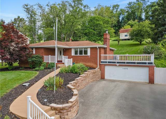 Property at 1575 E Beau St, South Strabane, PA 15301, 3 beds, 1.5 baths