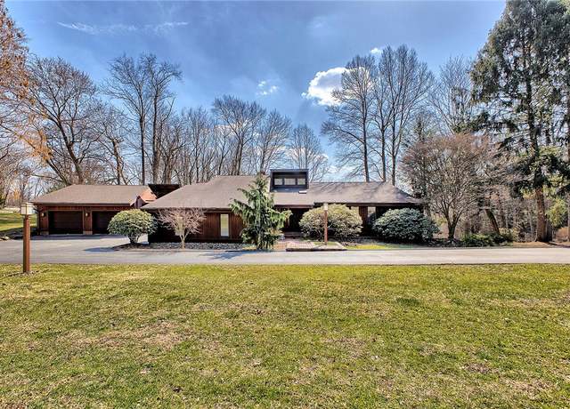 Property at 311 Lakewood Rd, Unity  Twp, PA 15601, 4 beds, 3.5 baths