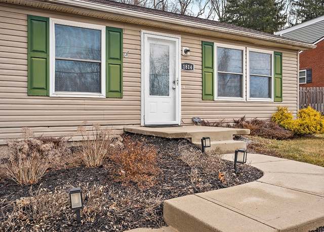 Property at 1814 Brodhead Rd, Hopewell Twp - Bea, PA 15001, 3 beds, 2 baths