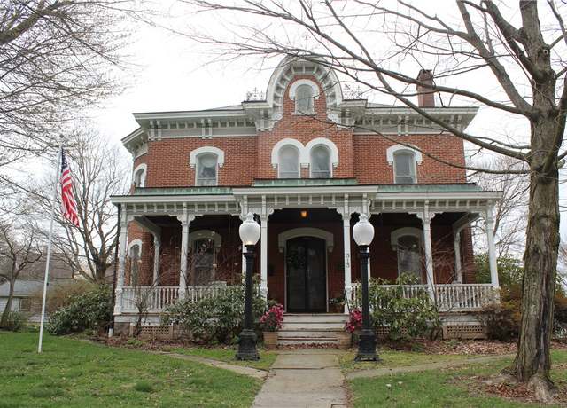 Property at 313 E Butler St, Mercer Boro - Mer, PA 16137, 4 beds, 1.5 baths