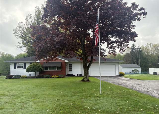 Property at 205 S Keel Ridge Rd, Hermitage, PA 16148, 3 beds, 1 bath