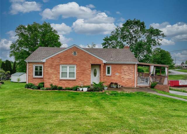 Property at 1814 Roosevelt Rd, Ohio Twp, PA 15143, 3 beds, 2 baths