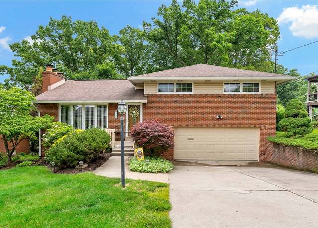 Property at 315 Yarrow Ln, Pleasant Hills, PA 15236, 3 beds, 2 baths