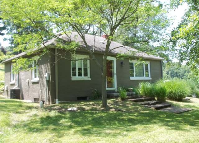 Property at 243 Byron Rd, Ross Twp, PA 15237, 2 beds, 1.5 baths
