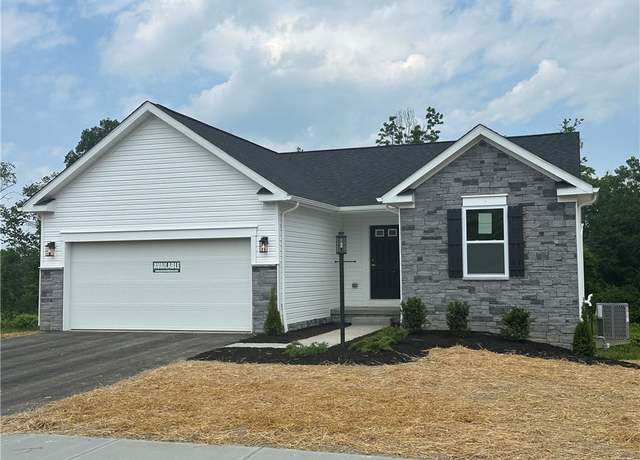Property at 121 Samantha Dr, Center Twp - Bea, PA 15061, 3 beds, 2 baths