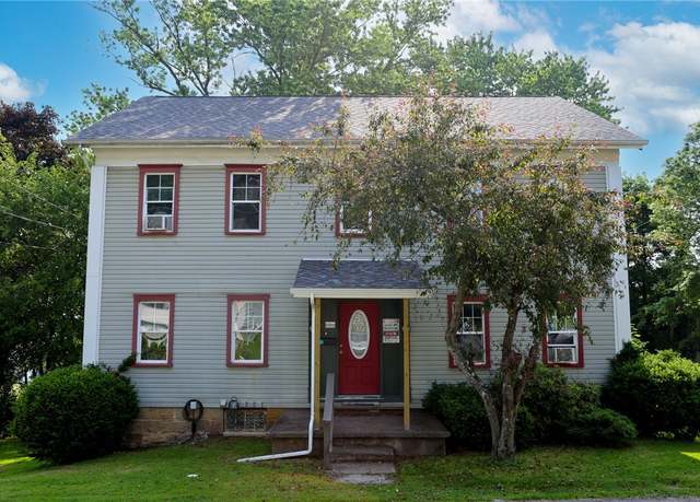 Property at 126 N Otter St, Mercer Boro - Mer, PA 16137, 6 beds, 3 baths