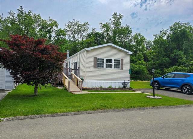 Property at 529 Lakeview Dr, Delmont, PA 15626, 2 beds, 2 baths