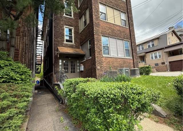 Property at 17 Lenox Ave, Forest Hills Boro, PA 15221, 6 beds, 3 baths