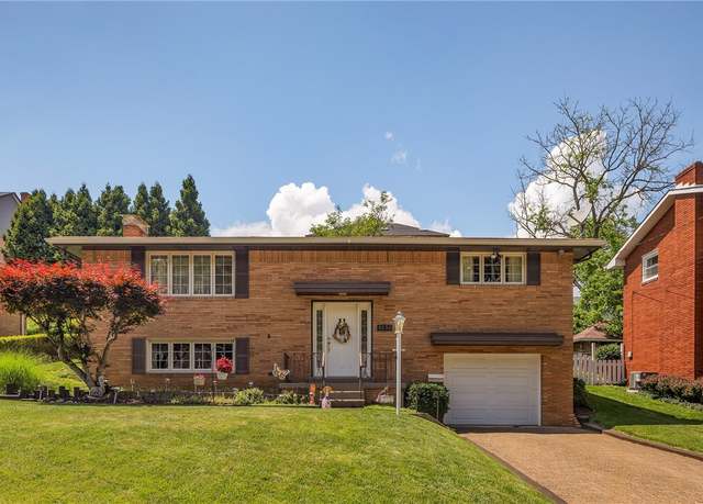 Property at 4636 Bowes Ave, West Mifflin, PA 15122, 2 beds, 1.5 baths