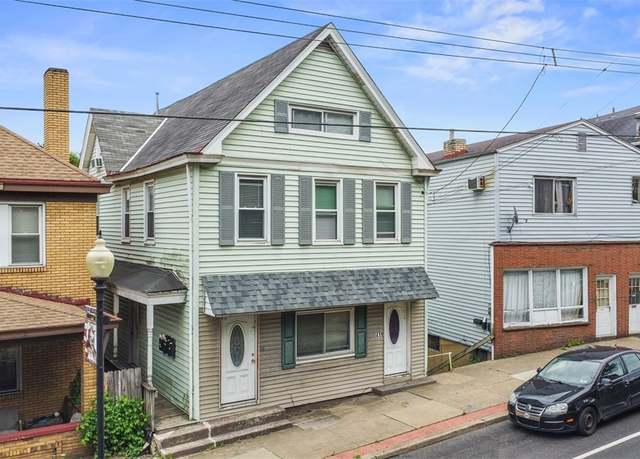 Property at 419 Carothers Ave, Carnegie, PA 15106, 8 beds, 3.5 baths