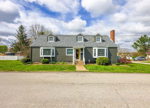 Property at 200 Baily Ave, Carmichaels/cumblnd, PA 15320, 3 beds, 1.5 baths
