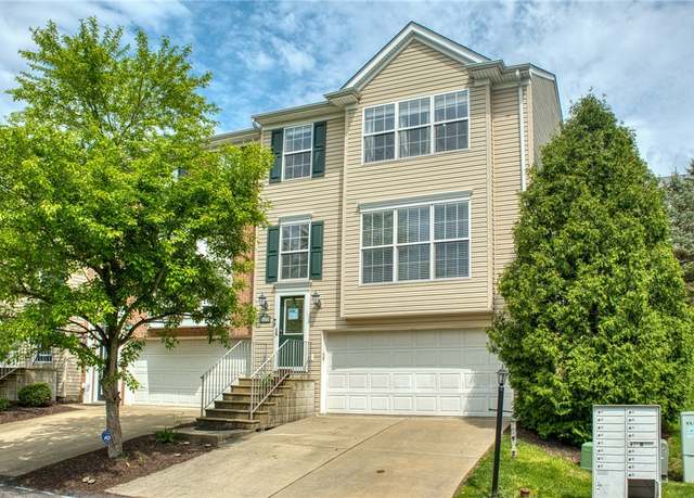 Property at 10562 Cherry Grove Ct, Mccandless, PA 15090, 3 beds, 2.5 baths