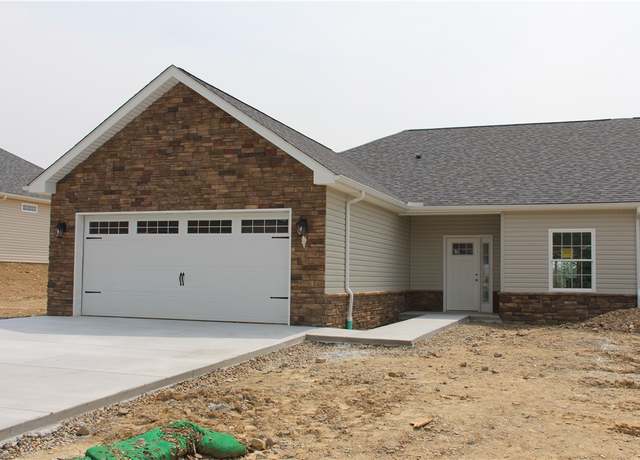 Property at 334 Cherokee Dr, Chippewa Twp, PA 15010, 3 beds, 2 baths