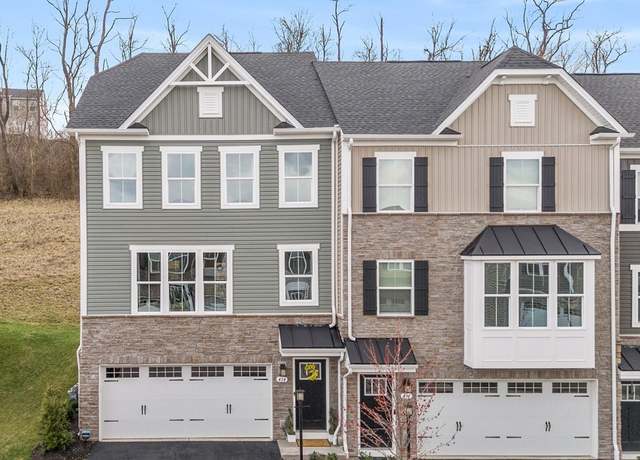 Property at 414 Greenwood Dr, North Strabane, PA 15317, 3 beds, 2.5 baths