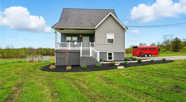 Photo of 40 E Chestnut St, Fredonia, PA 16124