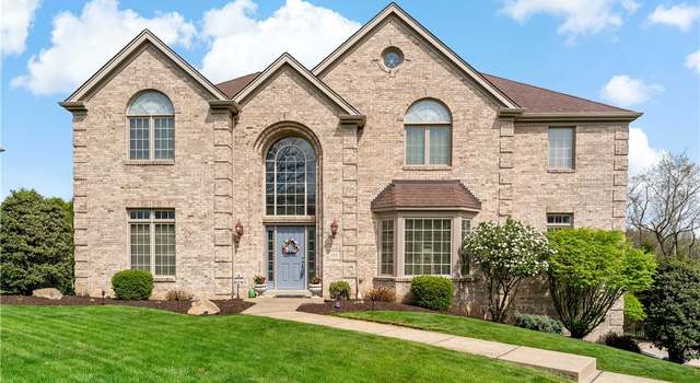 Photo of 137 Bittersweet Cir, Peters Twp, PA 15367