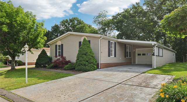 Photo of 159 Rock Lake Dr, Jackson Twp - But, PA 16063