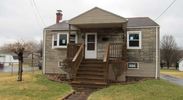 Photo of 231 Sangston Ave, Masontown, PA 15461