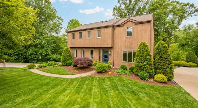 Photo of 1222 Driftwood Dr, Mt. Lebanon, PA 15243