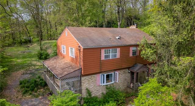 Photo of 525 Glenhaven Dr, Shaler, PA 15116