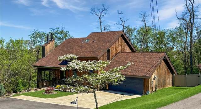 Photo of 42 Elmhurst St, Green Tree, PA 15220