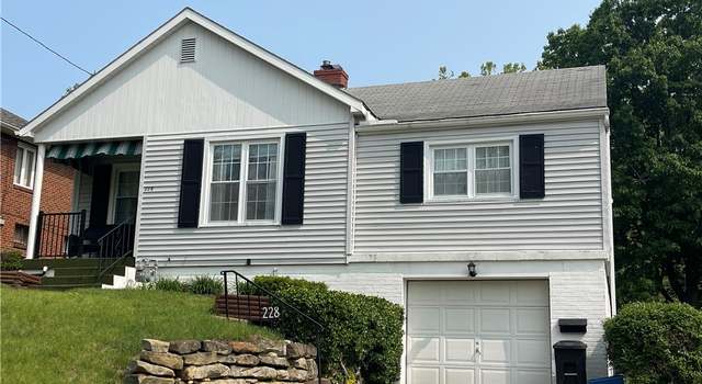 Photo of 228 Thornwood Dr, Canonsburg, PA 15317