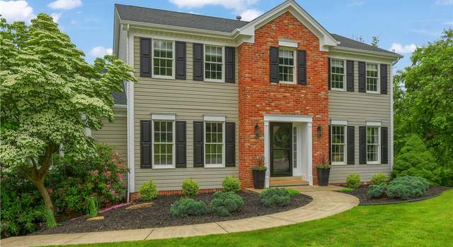 Photo of 814 Graywyck Dr, Seven Fields, PA 16046