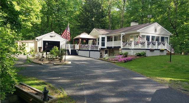 Photo of 2381 Lake Rd, Jefferson Twp - Mer, PA 16150