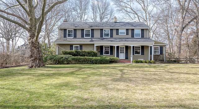Photo of 745 11th St, Oakmont, PA 15139