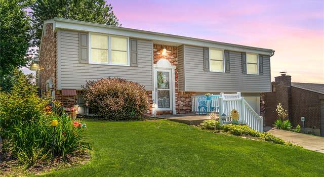 Photo of 5028 Windriver Dr, Mc Kees Rocks, PA 15136