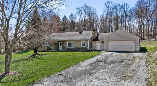Photo of 523 Foxwood Rd, Big Beaver, PA 16157