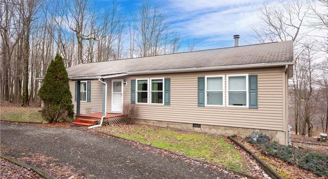 Photo of 105 Rustic Woods Rd, Washington Twp - But, PA 16049
