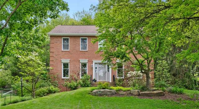 Photo of 43 Fox Pointe Dr, O'hara, PA 15238