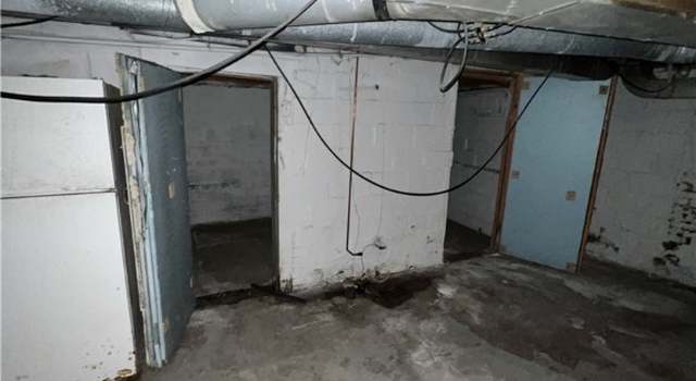 Photo of 110 Poplar St, Green Tree, PA 15205