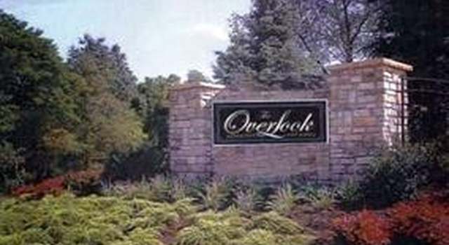 Photo of 206 & 208 Old Woods Dr, Peters Twp, PA 15317
