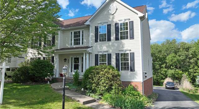 Photo of 505 Luke Ct, Cranberry Twp, PA 16066