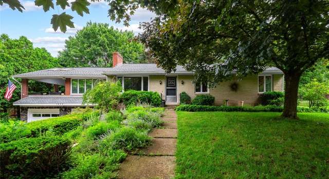 Photo of 1833 Allison Ave, Mccandless, PA 15101