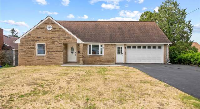 Photo of 2101 Forge Dr, Hopewell Twp - Bea, PA 15001