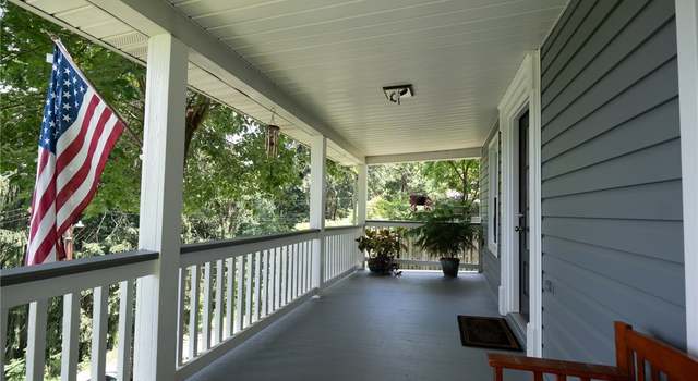 Photo of 108 Hird Rd, Trafford, PA 15085