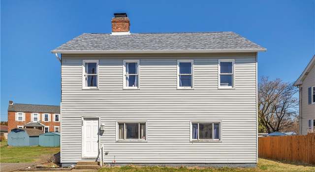 Photo of 220 10th St, Derry Twp, PA 15620