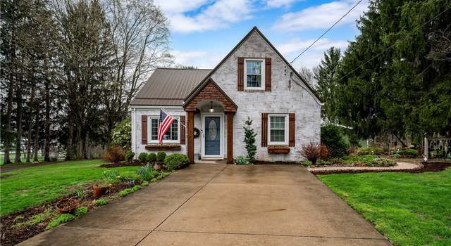 Photo of 15 Walker Ln, West Middlesex Boro, PA 16159