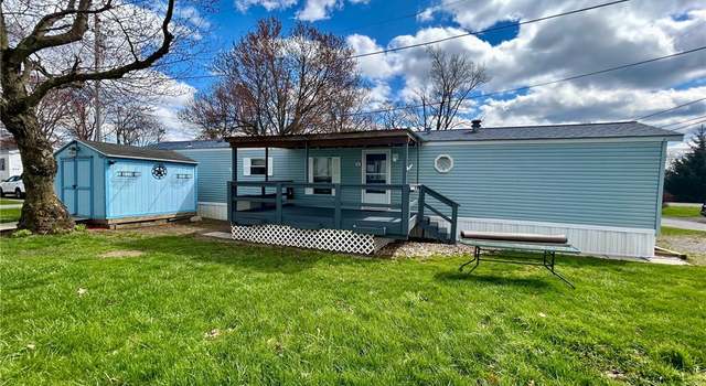 Photo of 830 Douglas St, Prospect Boro, PA 16052