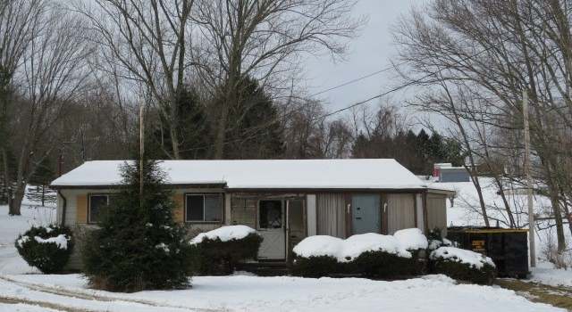 Photo of 293 Malone Rd, South Huntingdon, PA 15679